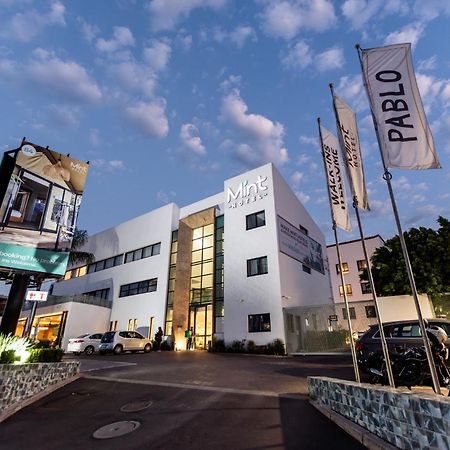 Mint Hotel 84 On Katherine Johannesburg Bagian luar foto