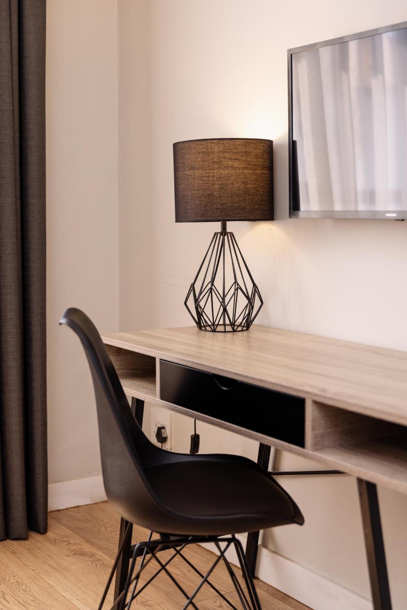 Mint Hotel 84 On Katherine Johannesburg Bagian luar foto