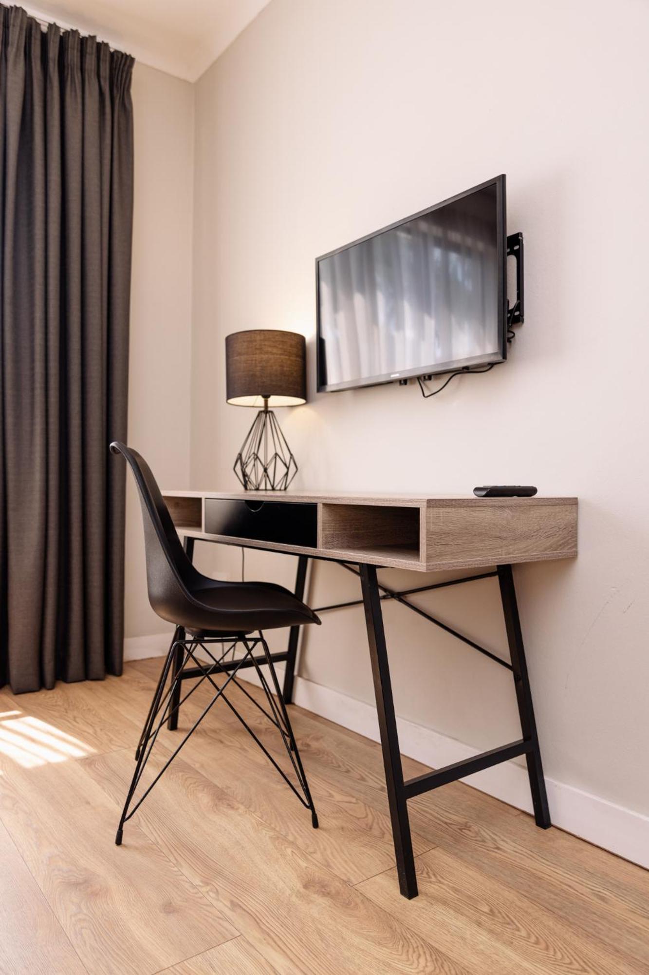 Mint Hotel 84 On Katherine Johannesburg Bagian luar foto