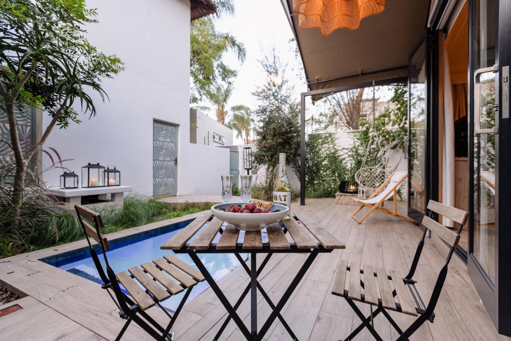 Mint Hotel 84 On Katherine Johannesburg Bagian luar foto